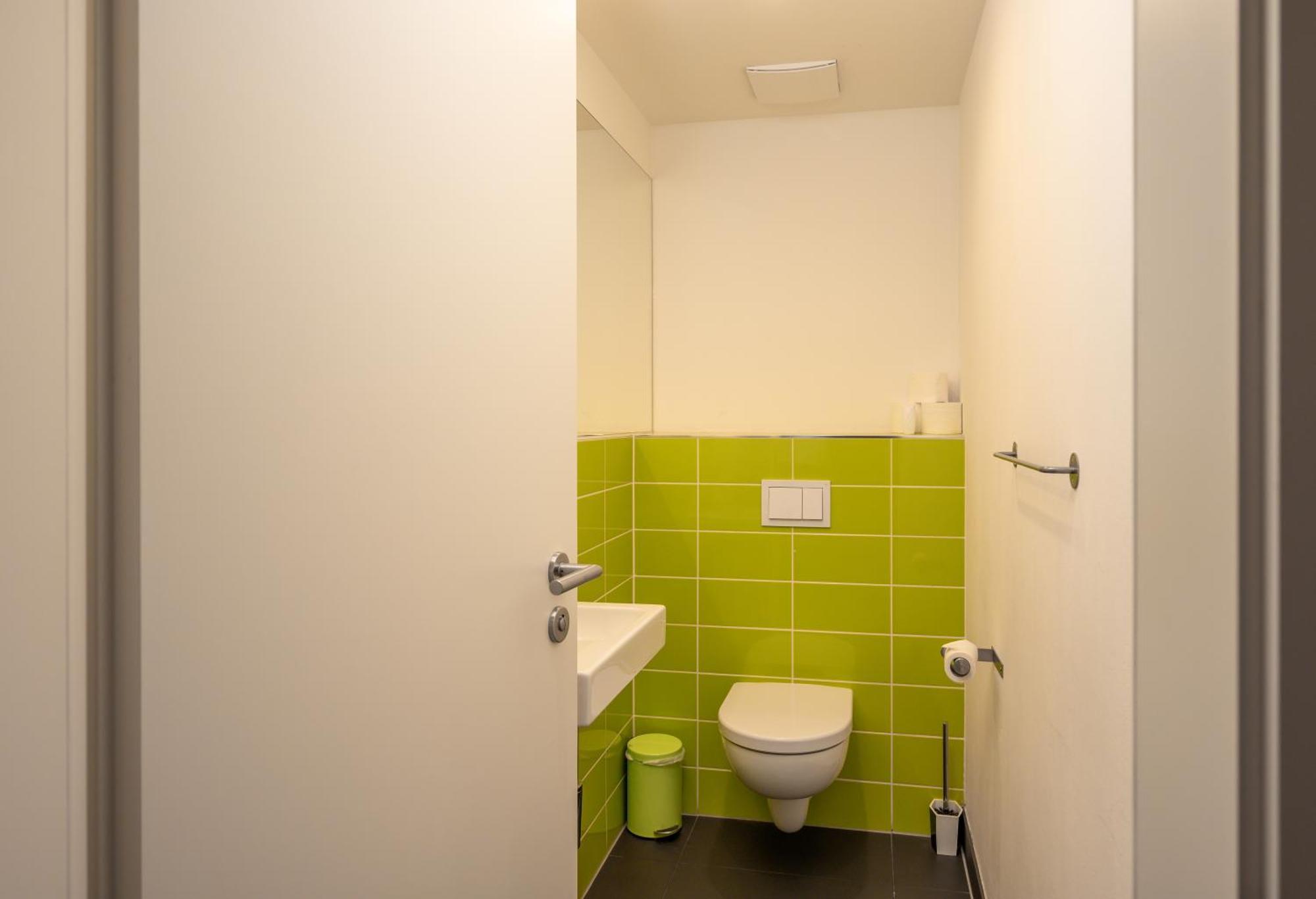 Holiday At Alexanderplatz Apartments Berlin Luaran gambar