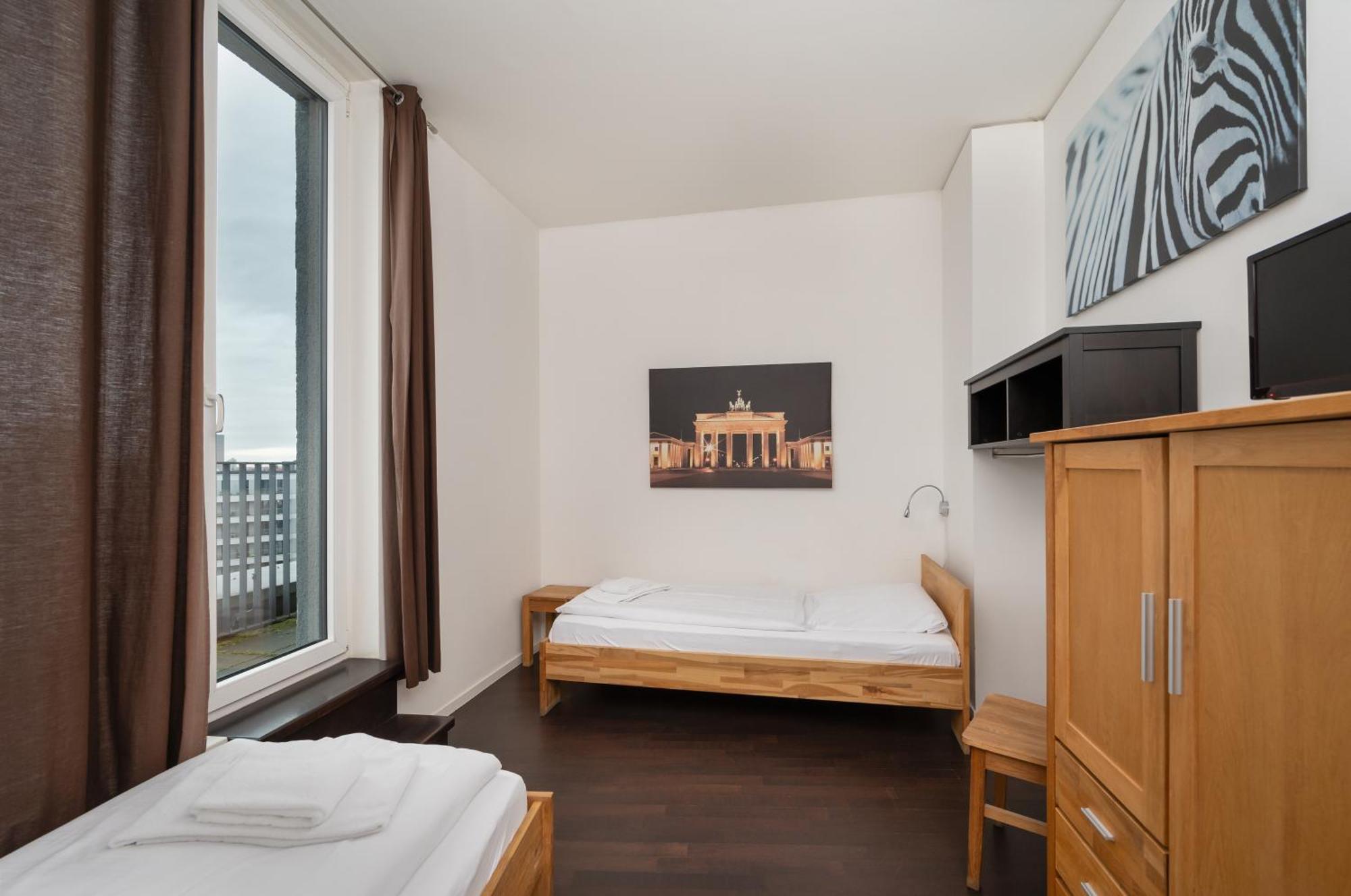 Holiday At Alexanderplatz Apartments Berlin Bilik gambar