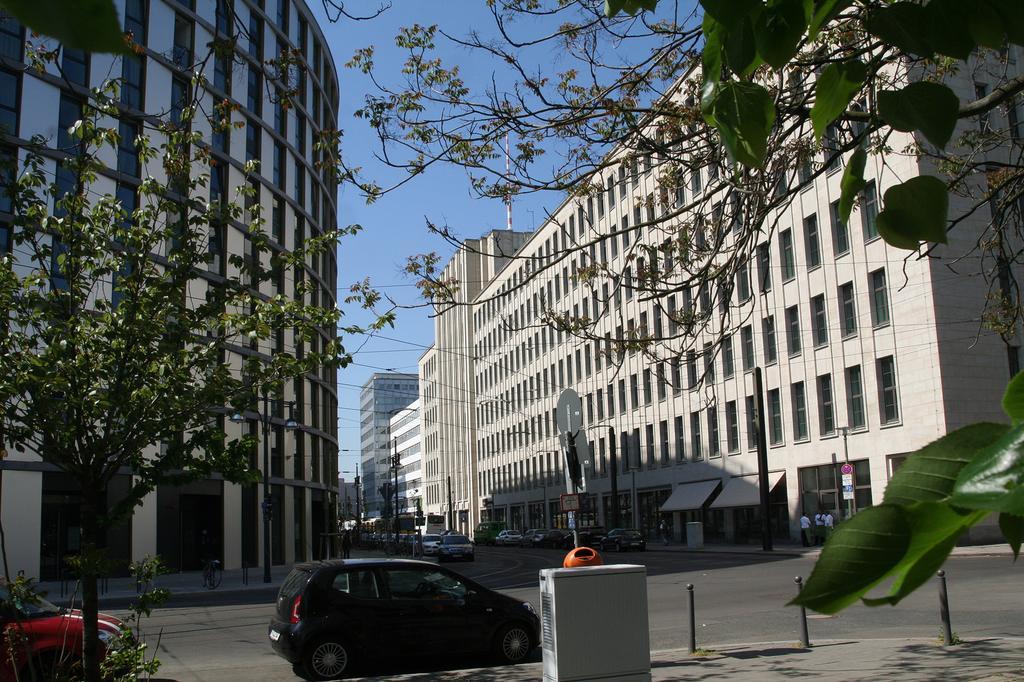 Holiday At Alexanderplatz Apartments Berlin Bilik gambar
