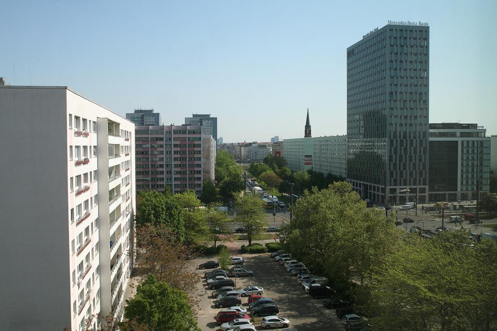 Holiday At Alexanderplatz Apartments Berlin Luaran gambar