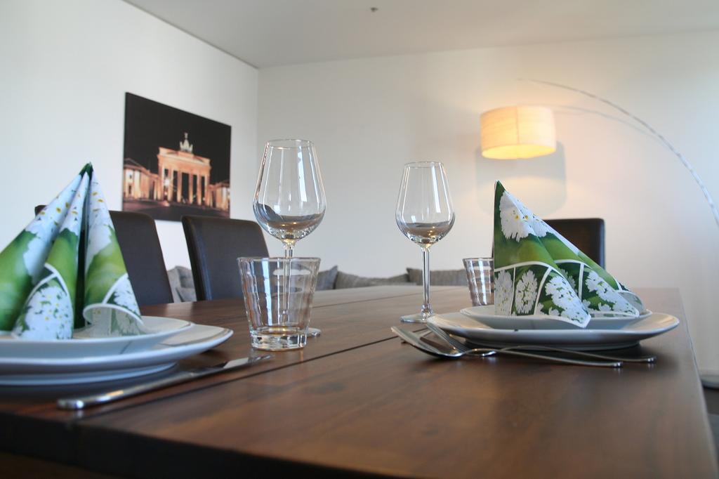 Holiday At Alexanderplatz Apartments Berlin Luaran gambar