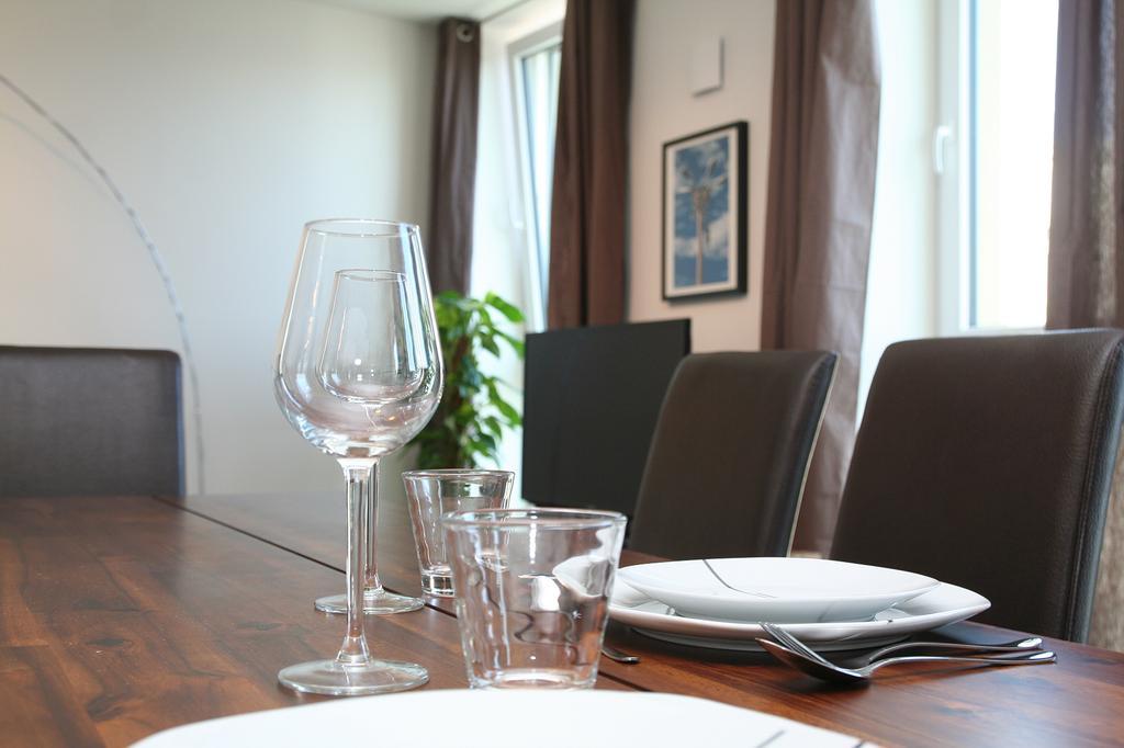 Holiday At Alexanderplatz Apartments Berlin Luaran gambar